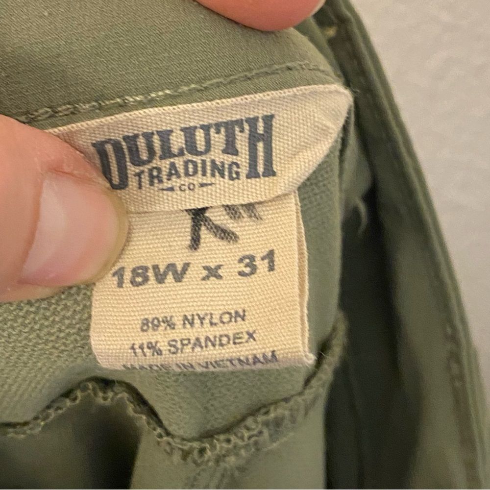 Duluth Trading Co Flexpedition Bootcut gorpcore woman’s plus Pants 75802 18W x31 - Picture 9 of 12